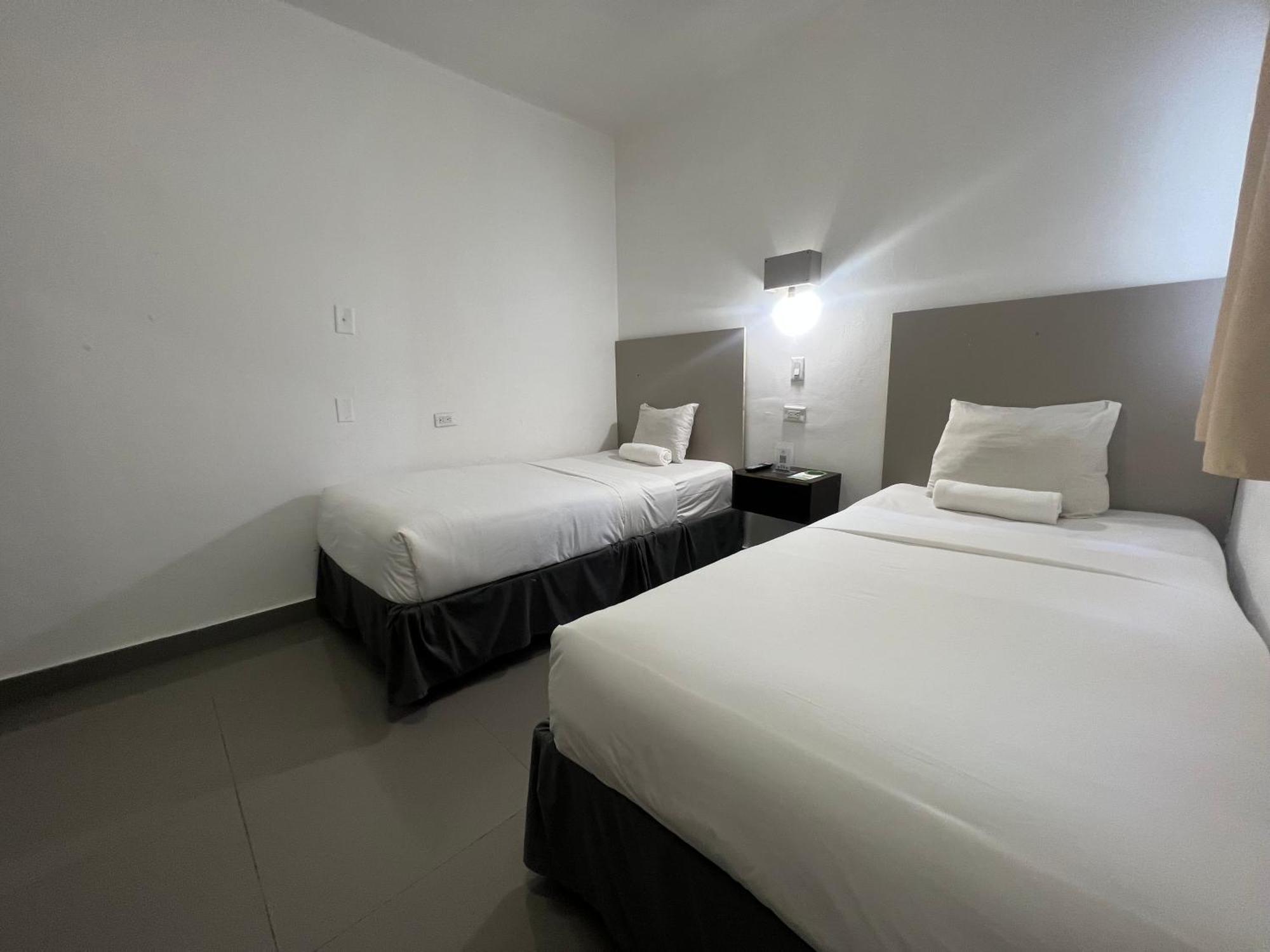 Hotel Hsr Panamaváros Kültér fotó